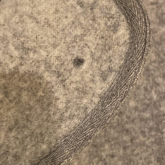 Club Monaco gray wool blend vest with pockets. Size Xs - Picture 11 of 12